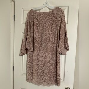 Leslie Fay tan lace dress